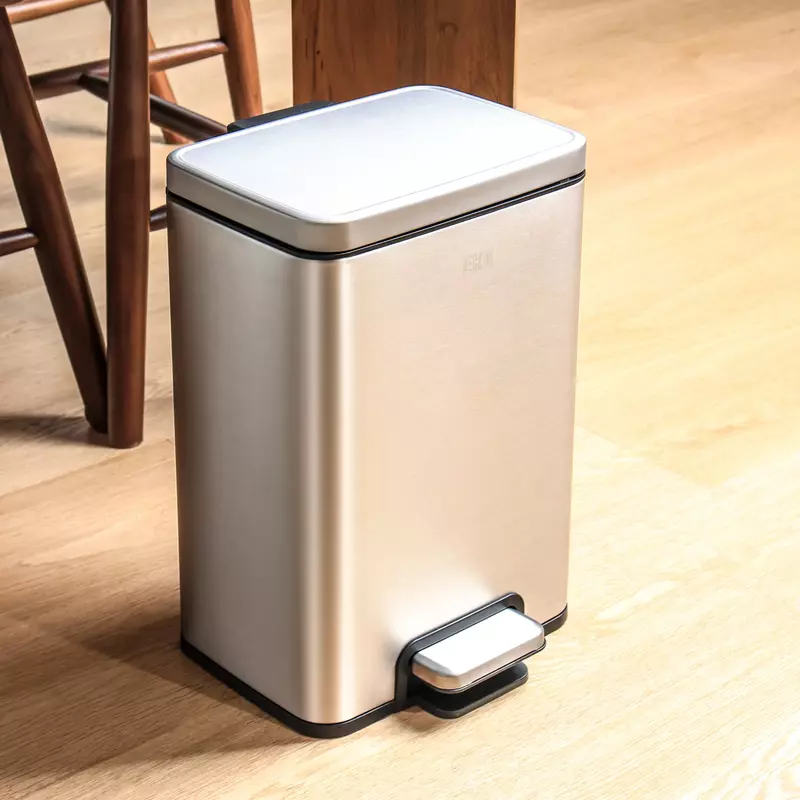 سلة نفايات ايكو بدواسة مع بطانة داخلية – 12 لتر / 3.2 جالون – من الفولاذ المقاوم للصدأ