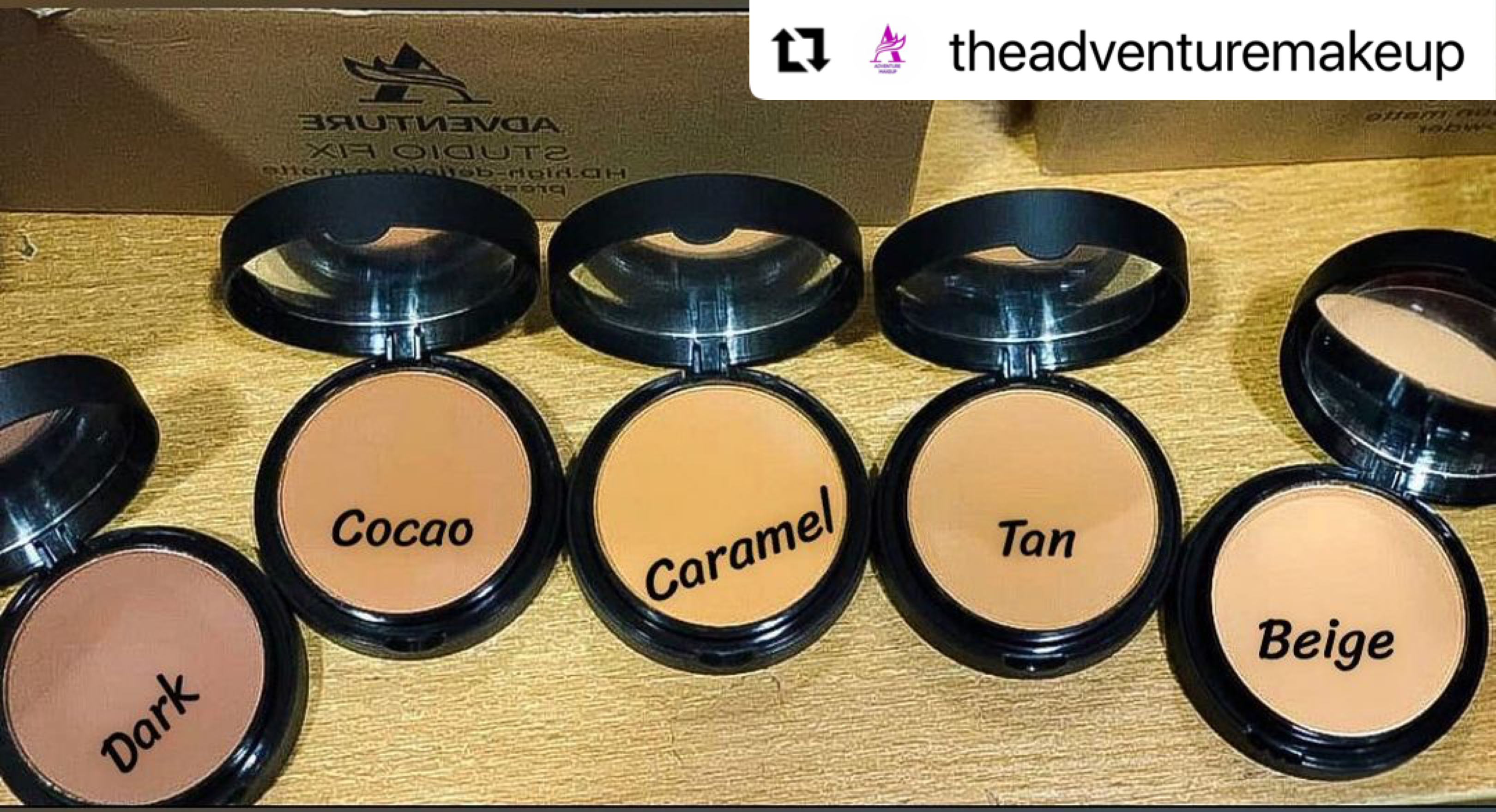 Adventure Studio fix Pressed/Compact Powder-