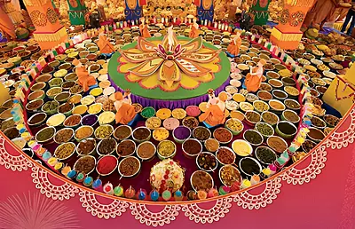 Govardhan Giriraj Ji - Chhappan Bhog