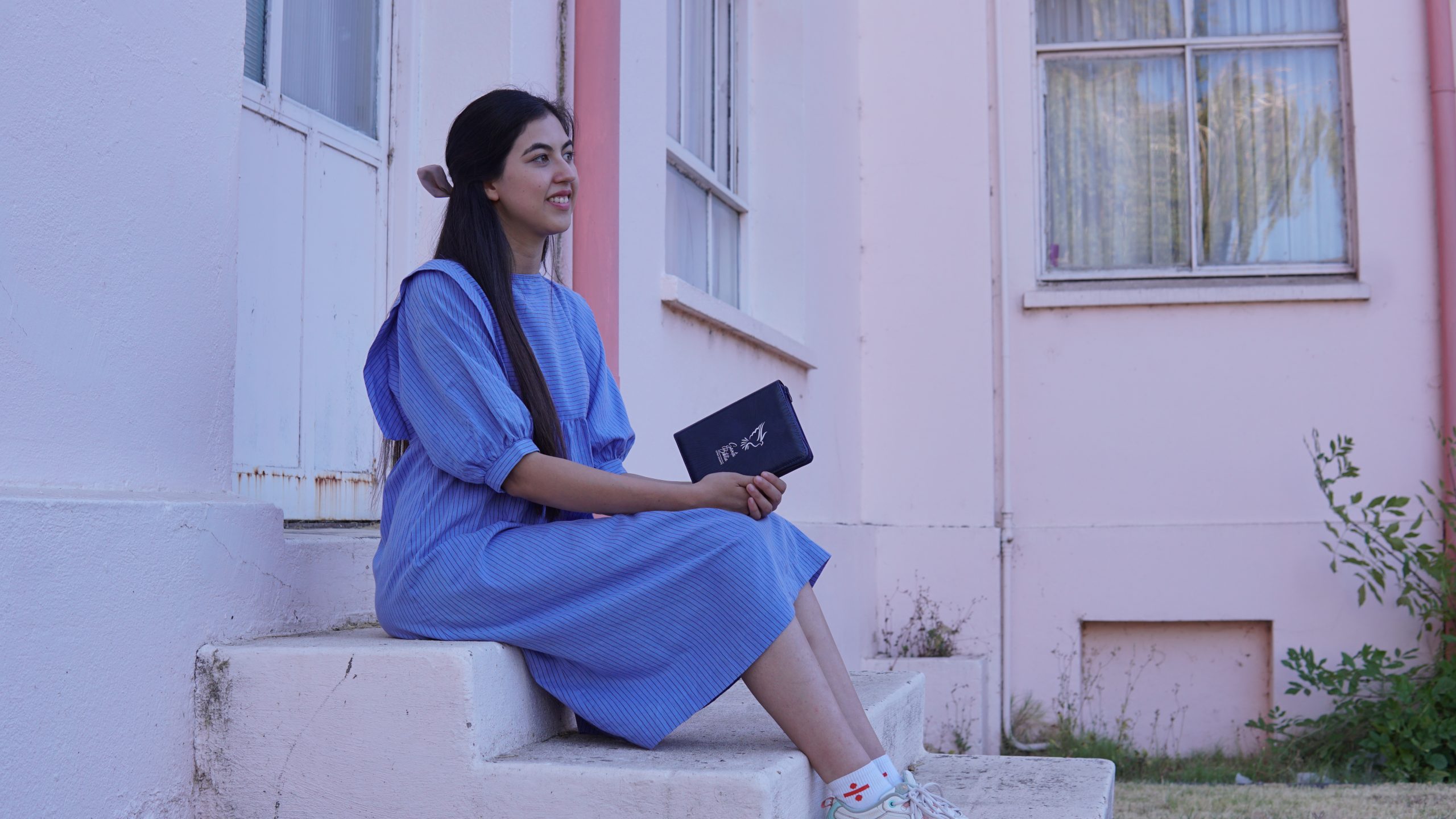 Biblia Compacta de 11 Puntos Color azul