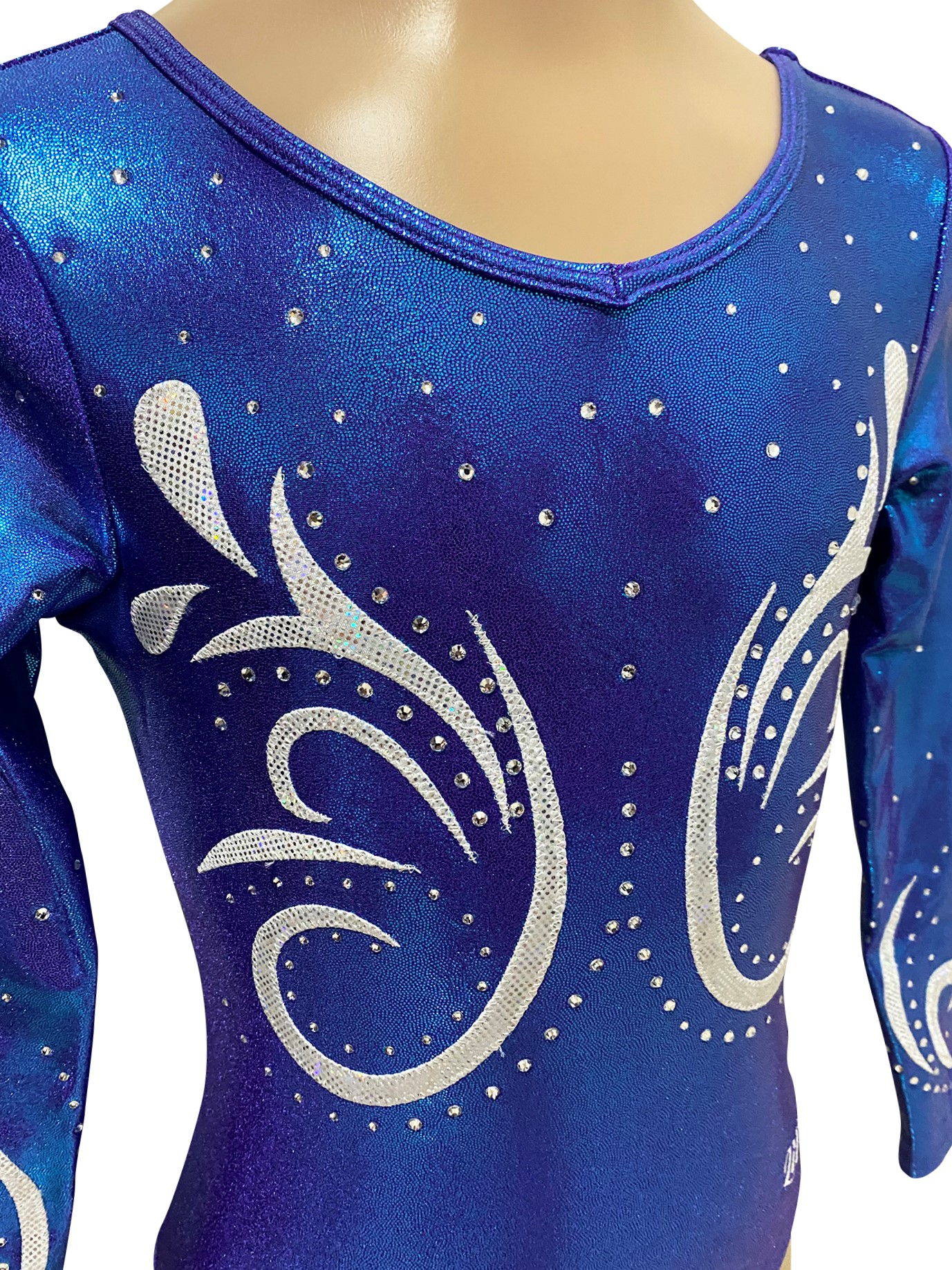BLUE RASPBERRY MYSTIQUE, WHITE/SILVER LONG SLEEVE BLUE RASPBERRY MYSTIQUE, WHITE/SILVER LONG SLEEVE