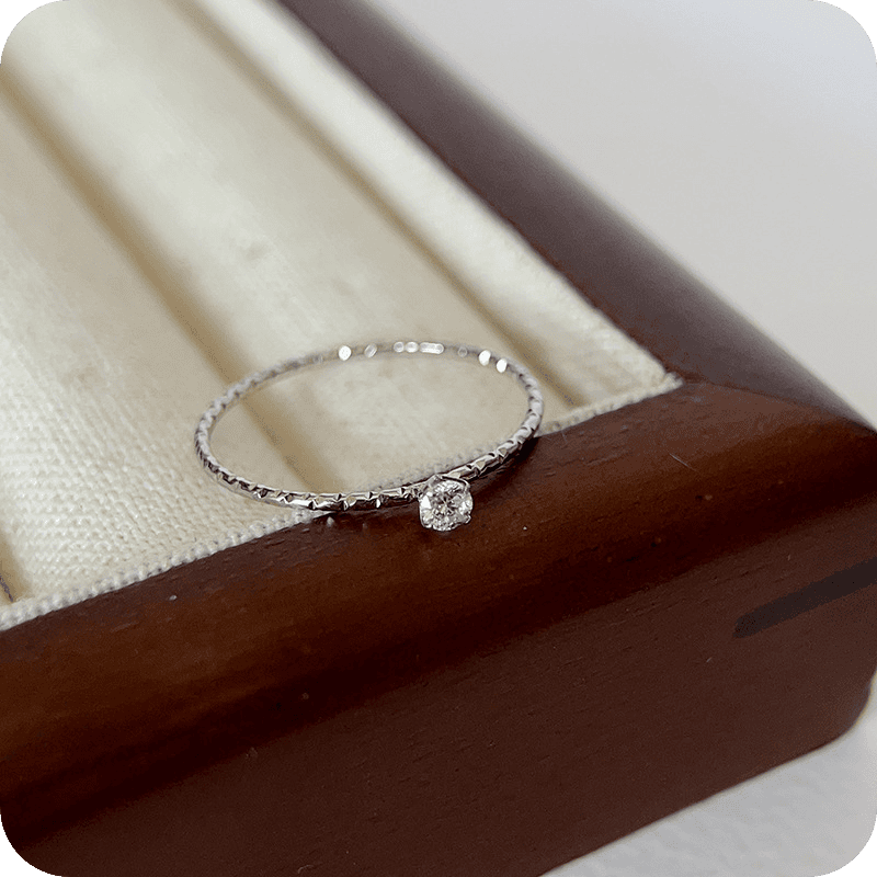 Delicate Circle Ring