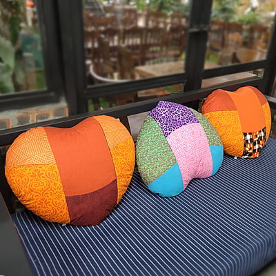 Gối Trái Tim - Thủ Công Nhồi Bông, Vải Cotton Gối Trái Tim - Thủ Công Nhồi Bông, Vải Cotton