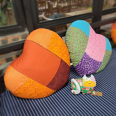 Gối Trái Tim - Thủ Công Nhồi Bông, Vải Cotton