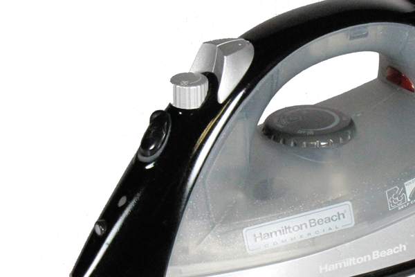 Plancha de Vapor Hotelera Hamilton Beach Negra Plancha de Vapor Hotelera Hamilton Beach Negra