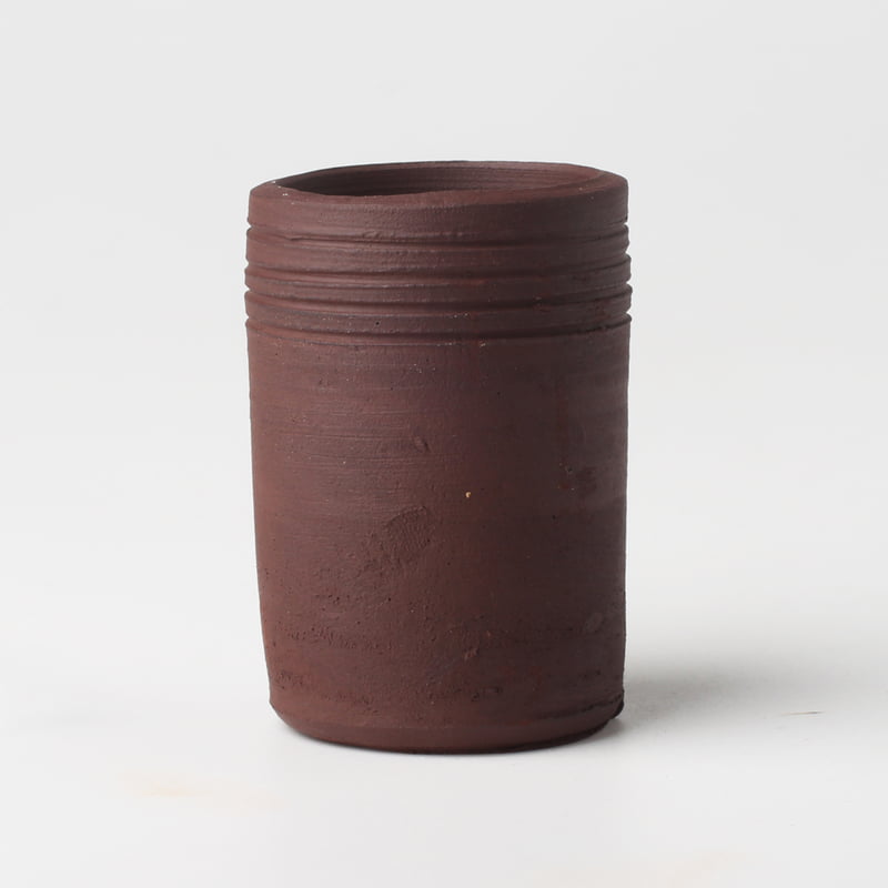 Sara Clay Mid Fire Chocolate Brown I2 Sara Clay Mid Fire Chocolate Brown I2