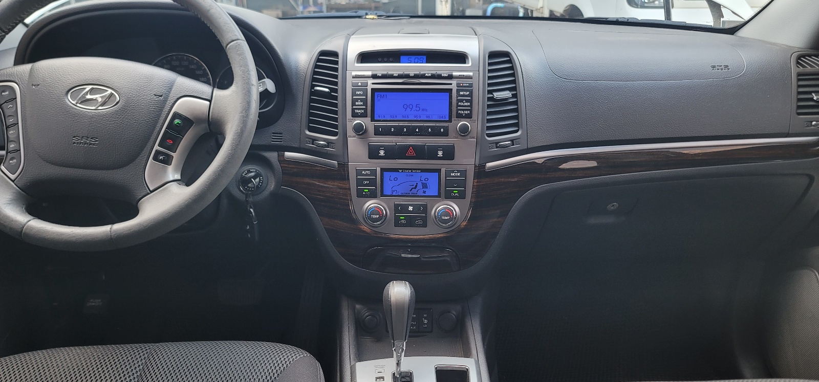 Hyundai Santa Fe 2010 ID: V584879