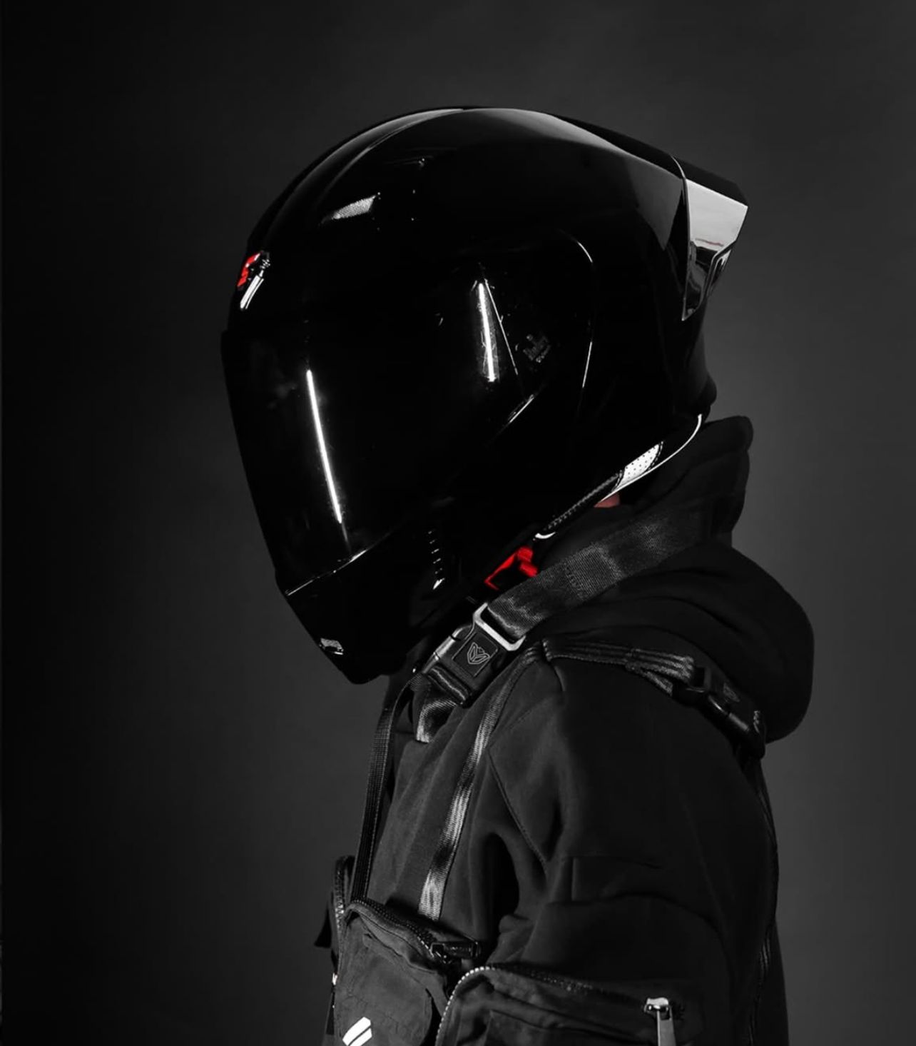 STEELBIRD SBA-20 ISS GLOSSY BLACK(CHROME SPECIAL EDITION) C/V 580 MM WITH EXTRA SMOKE VISOR