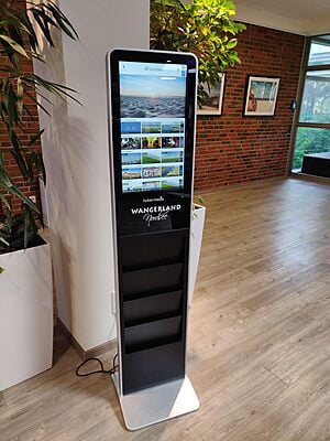 destination.kiosk 22-Zoll INDOOR inkl. Prospektfächer destination.kiosk 22-Zoll INDOOR inkl. Prospektfächer