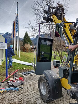 destination.kiosk 49-Zoll OUTDOOR