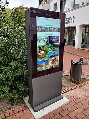 destination.kiosk 49-Zoll OUTDOOR