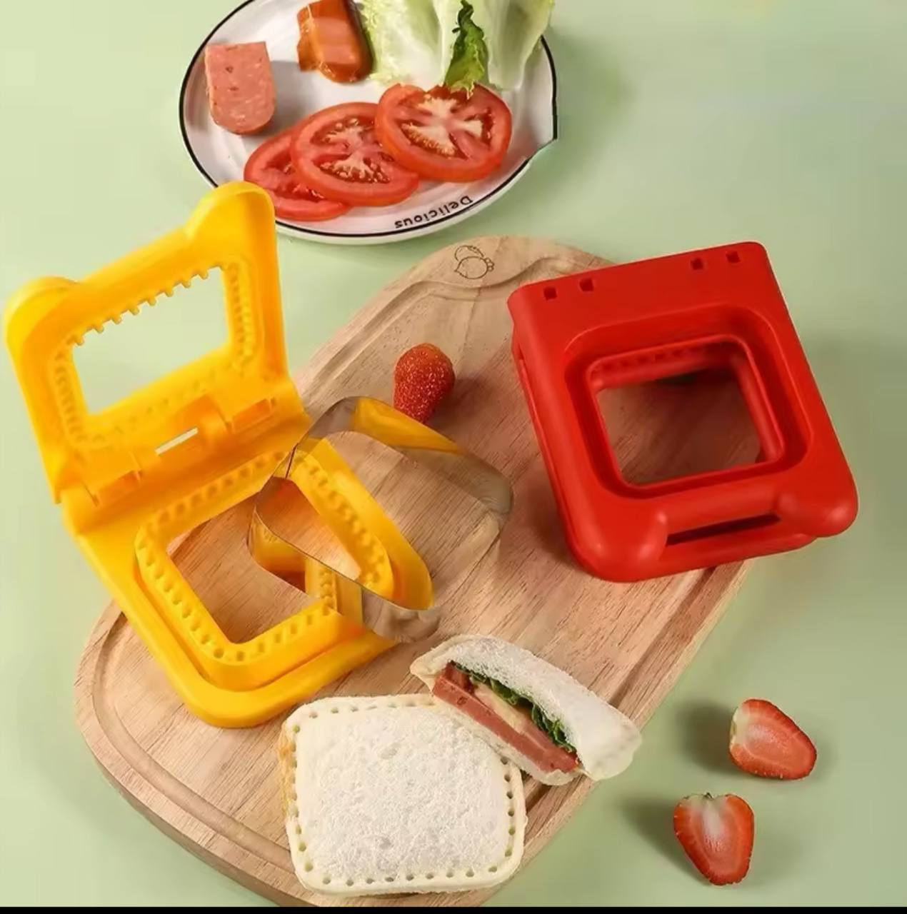 SANDWICH CUTTER SANDWICH MOLD SANDWICH SEALER - SQUARE SHAPE