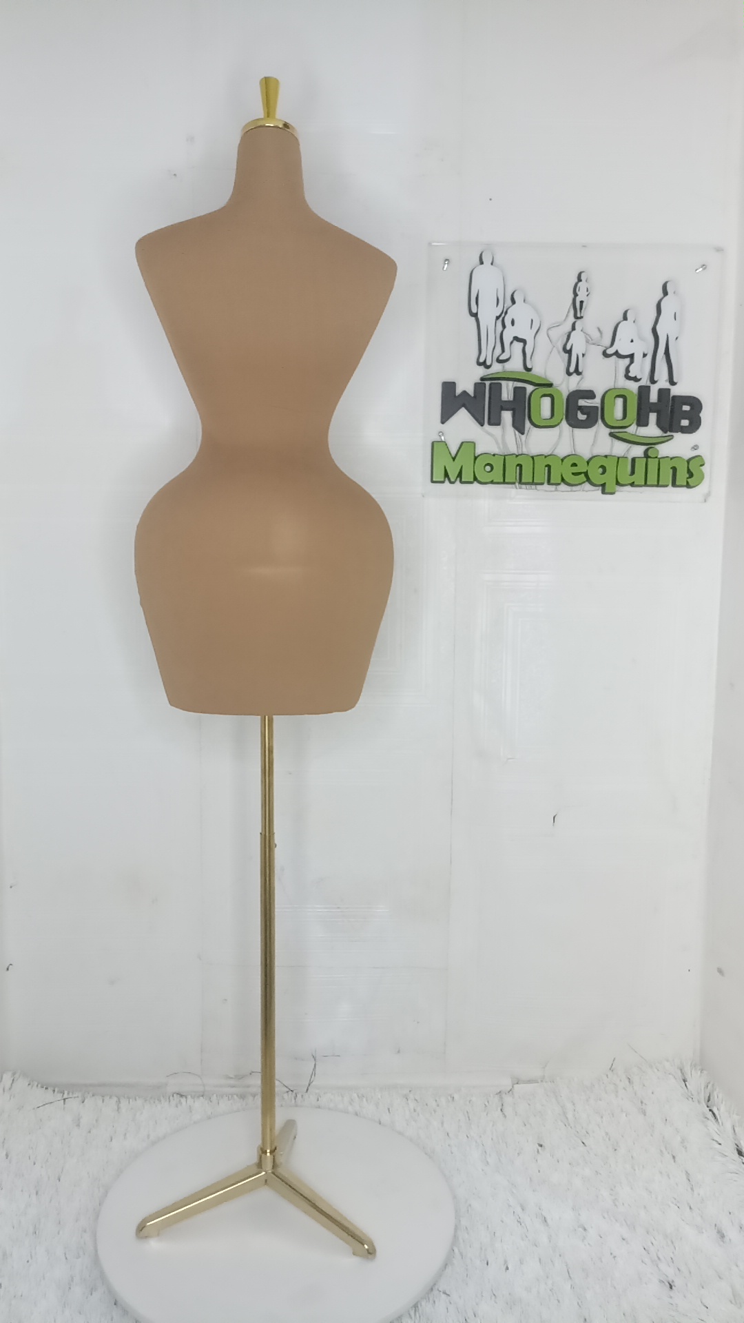 Lekki Babes Waterpot BBL Hips Dressform Mannequin Lekki Babes Waterpot BBL Hips Dressform Mannequin