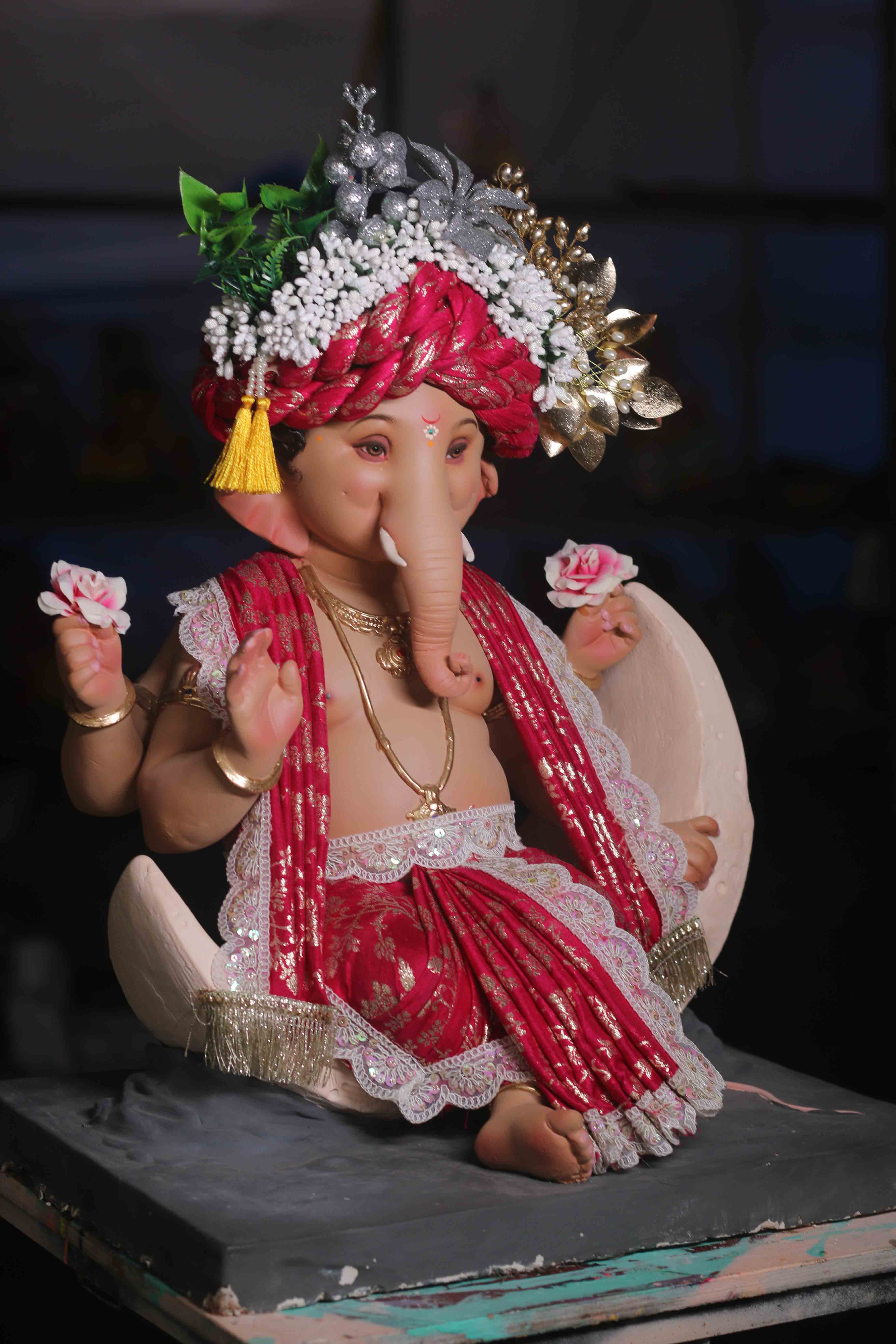 Signature Ganesh Idols 2026-32 |18 Inches Ganpati