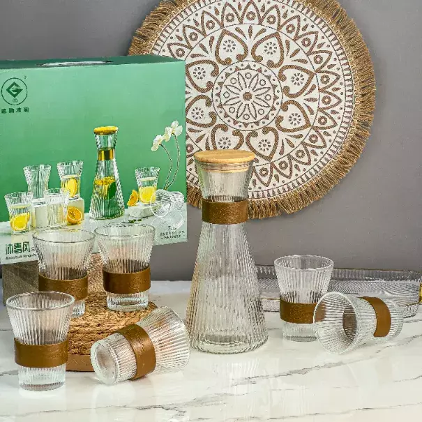 طقم شاف مع 6 كاسات طقم شاف مع 6 كاسات