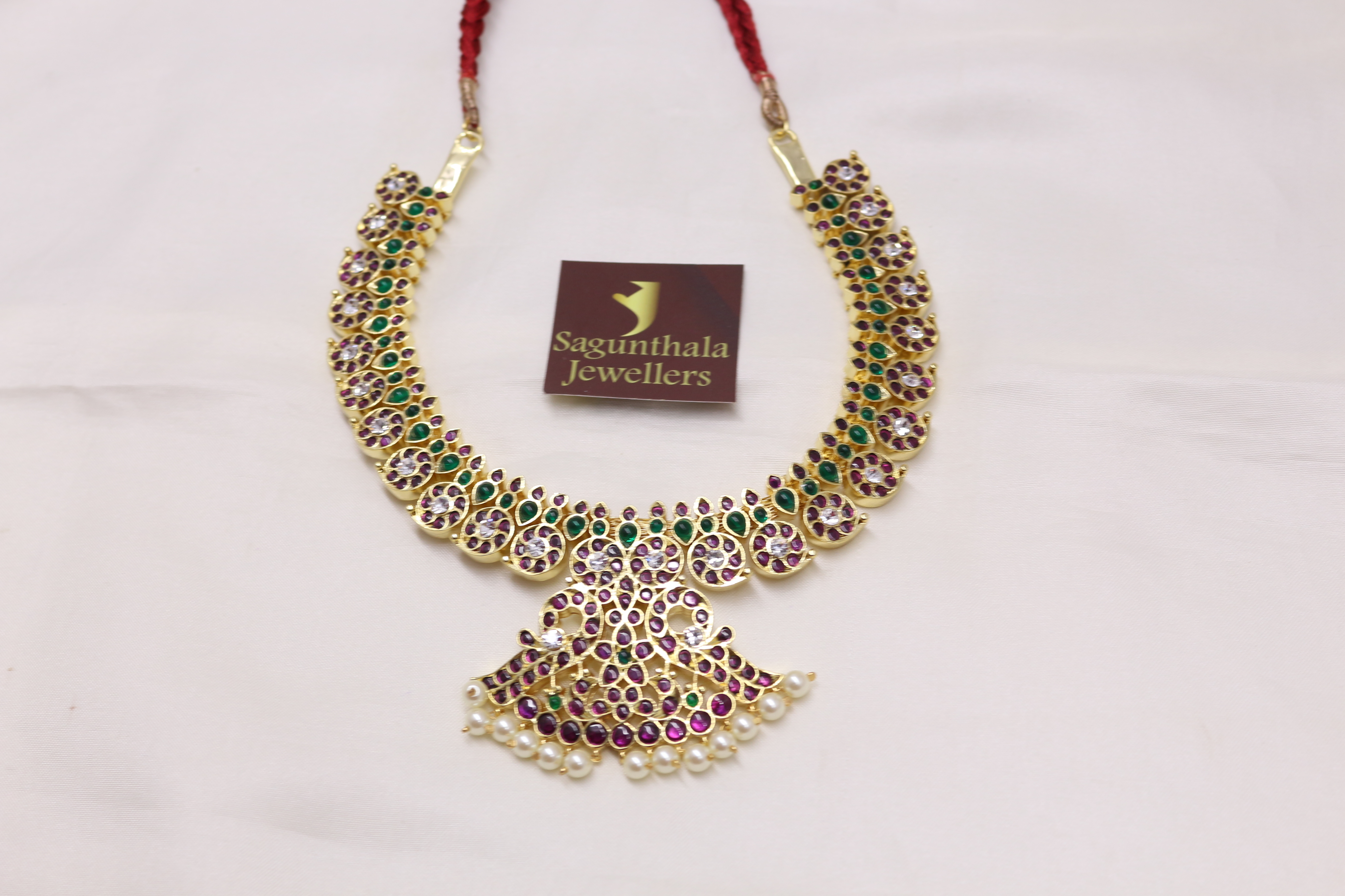 MANGO NECKLACE MANGO NECKLACE