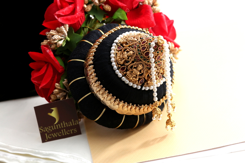 Andal Kondai - One Gram Antique Gold & Real Kempstones Goddess Lakshmi Inspired Pattern Andal Kondai - One Gram Antique Gold & Real Kempstones Goddess Lakshmi Inspired Pattern