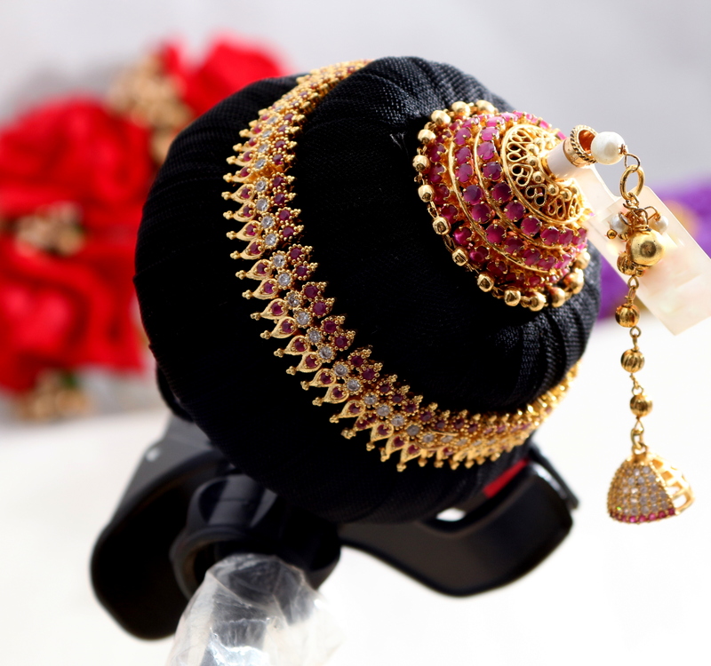 Andal Kondai - Ruby Stones With One Gram Gold Finish Ornamental Hair Accessory/Koppu Andal Kondai - Ruby Stones With One Gram Gold Finish Ornamental Hair Accessory/Koppu