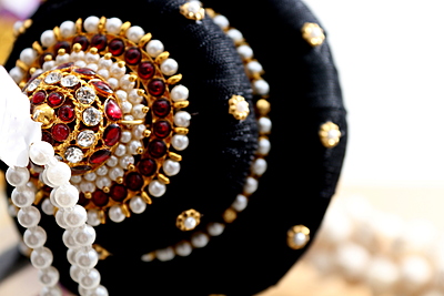 Andal Kondai - Red kempstones & White Stones Ornate Kempstones Ethnic Hair Accessory Andal Kondai - Red kempstones & White Stones Ornate Kempstones Ethnic Hair Accessory