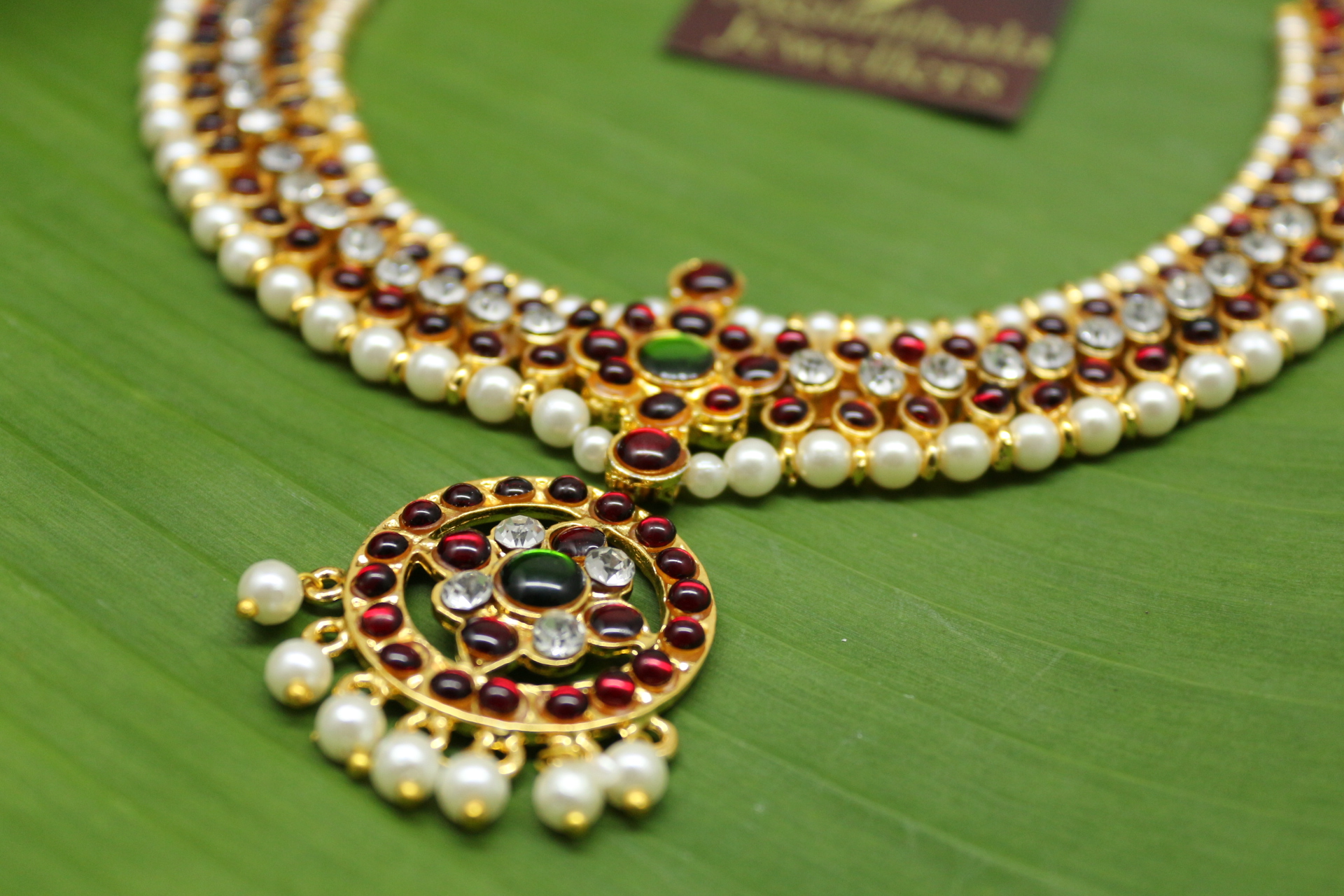 Traditional Kemp & CZ Stones Temple Choker Necklace with Pearls – Imitation Jewellery for Dance
