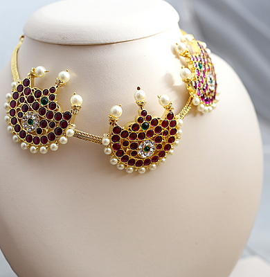 Margam Temple Jewellery - One Gram Gold Finish Copper & Real Kempstones Attiga/Attigai/Addige/Choker Chandran/Moon Pattern Margam Temple Jewellery - One Gram Gold Finish Copper & Real Kempstones Attiga/Attigai/Addige/Choker Chandran/Moon Pattern