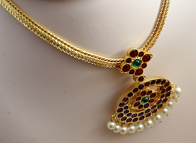 Margam Temple Jewellery - One Gram Gold Finish Copper & Real Kempstones Attiga/Attigai/Addige/Choker Margam Temple Jewellery - One Gram Gold Finish Copper & Real Kempstones Attiga/Attigai/Addige/Choker
