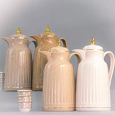 دلة قهوة سادة فاخرة 1 لتر عدة الوان