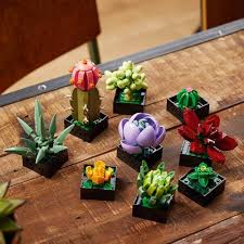 LEGO The Botanical Collection 10309 Succulents LEGO The Botanical Collection 10309 Succulents