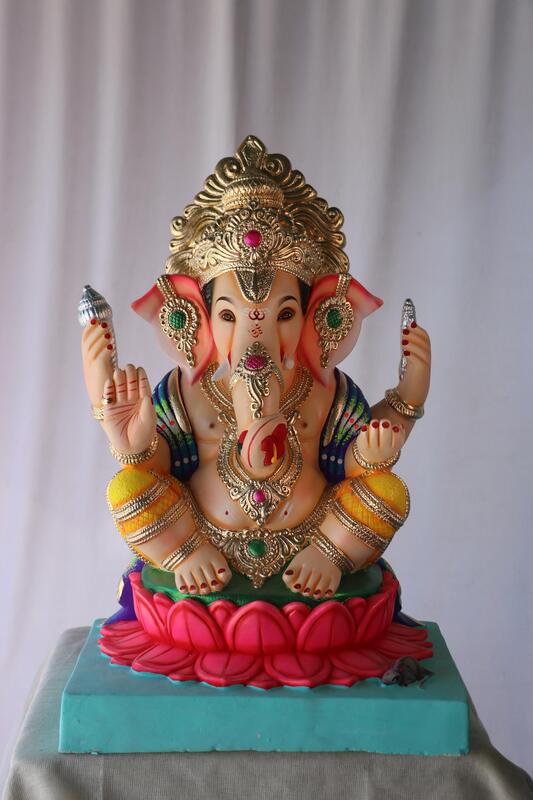 Madhyam Shilp Ganesh Ganpati | POP Ganpati | 21 Inches Height | MSKK-0033-POP-21-MADHY-PSKK-DNOA