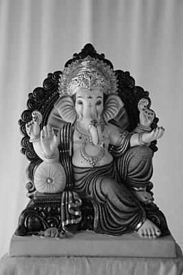Aadvi Koch Furniture Ganpati | POP Ganpati | 21 Inches Height | MSKK-0042-POP-21-AADVI-PSKK-DNOA