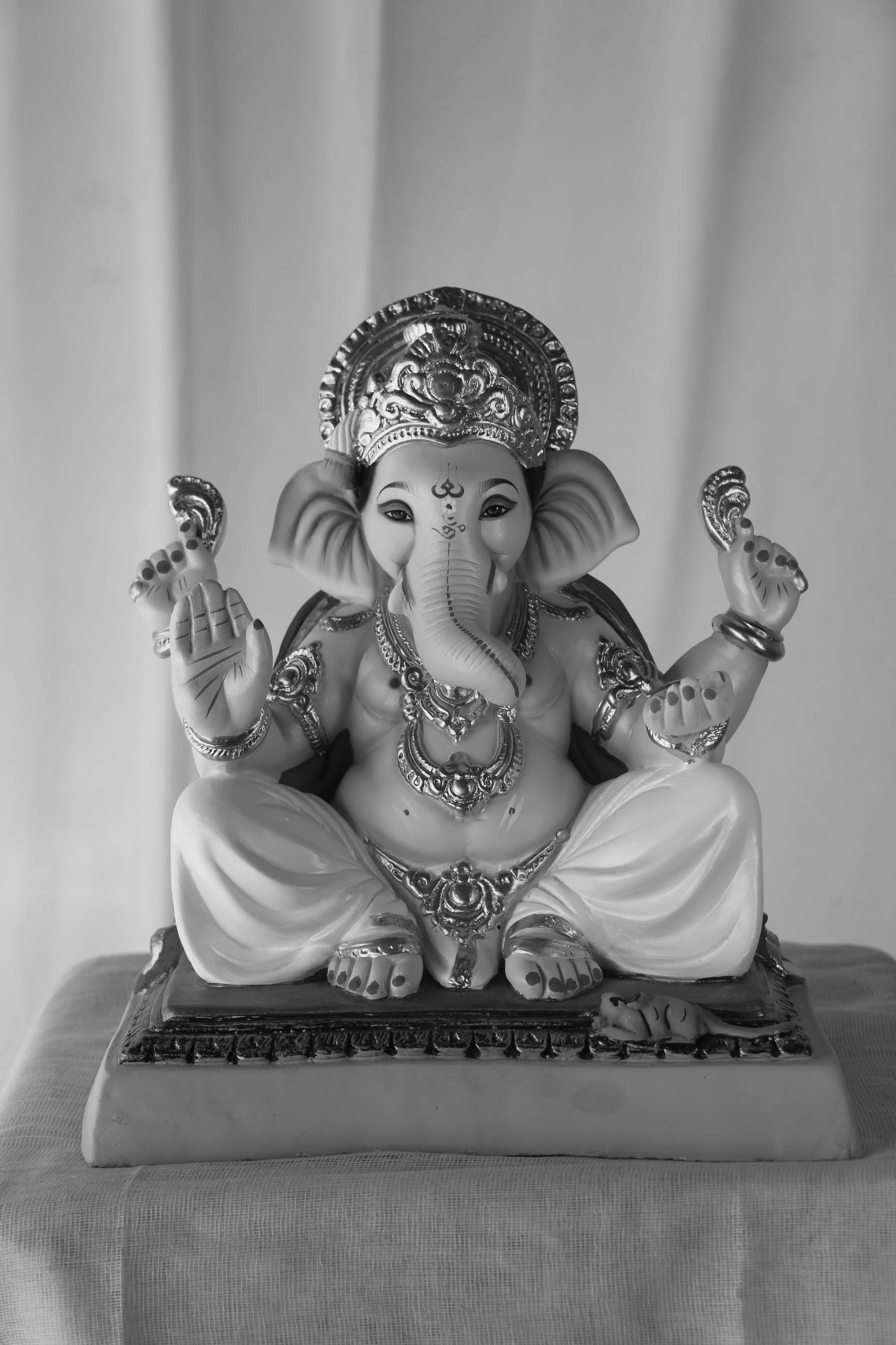 K K Mhaisuri Ganpati | POP Ganpati | 13 Inches Height | MSKK-0054-POP-13-KKMHA-PSKK-DNOA