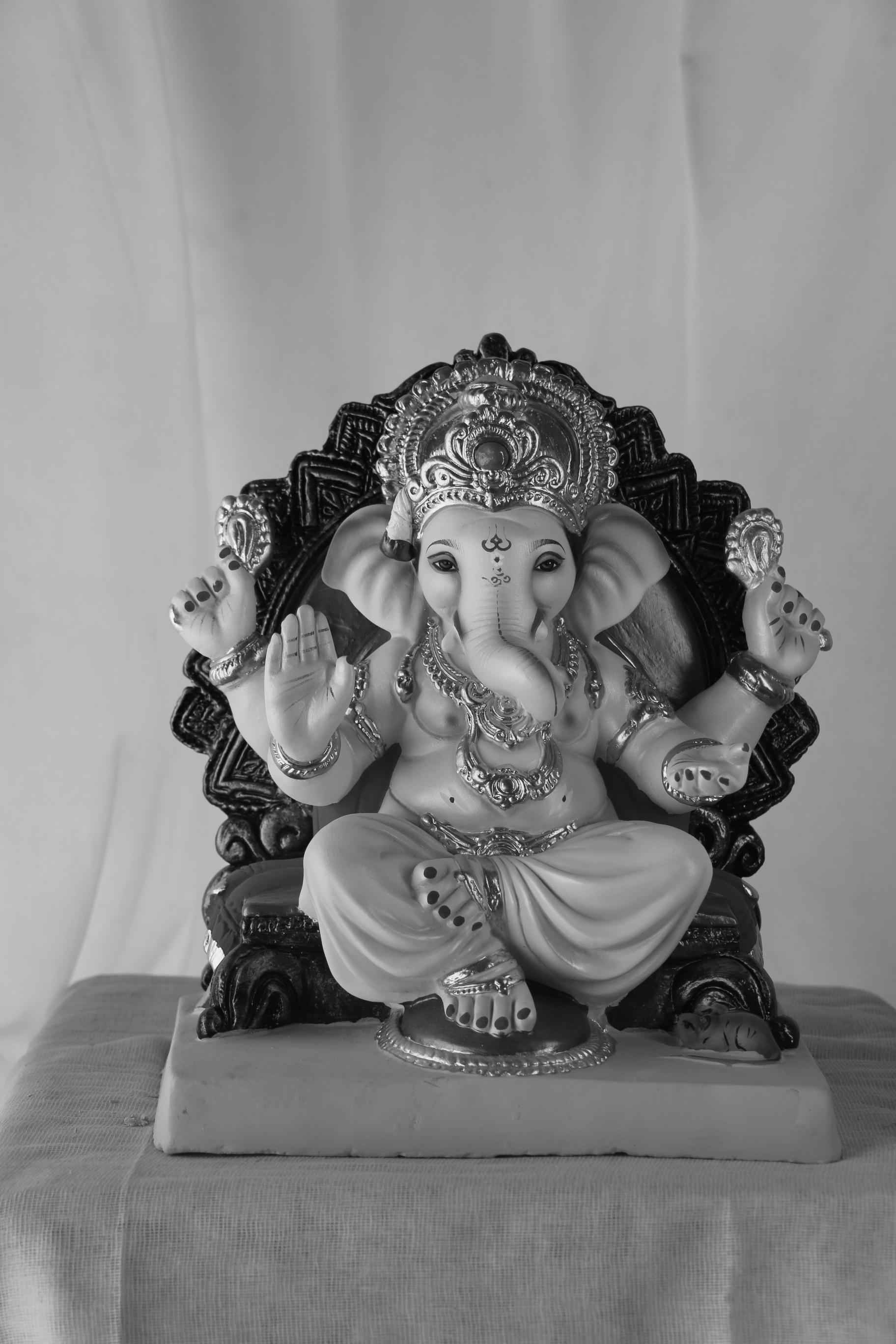 German Prabhval Ganpati | POP Ganpati | 13 Inches Height | MSKK-0056-POP-13-GERMA-PSKK-DNOA