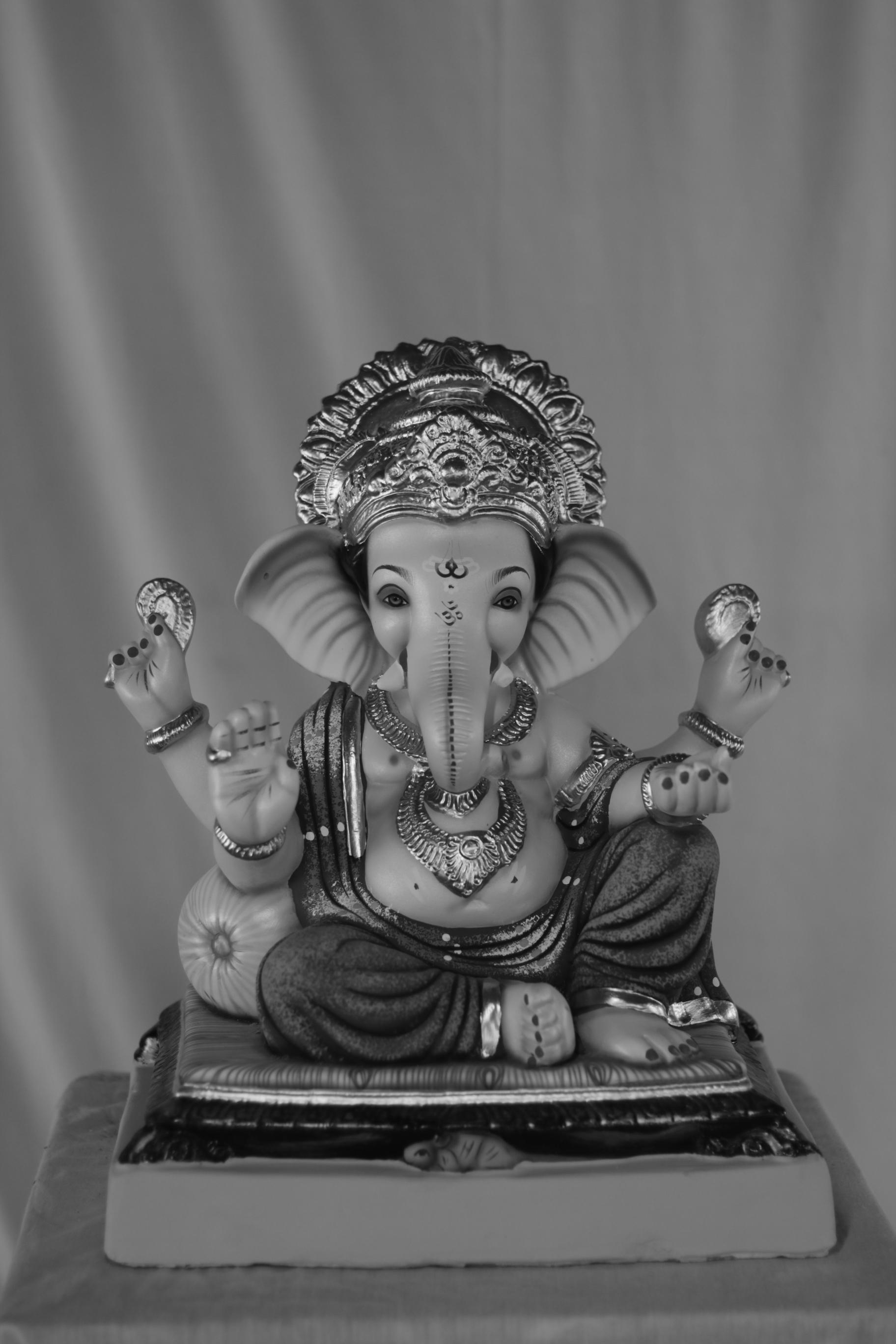 Peshwa Ganpati | Eco Friendly Shadu Mati Ganpati | 16 Inches Height | MSKK-0009-SHA-16-PESHW-PSKK-DNOA-VXX