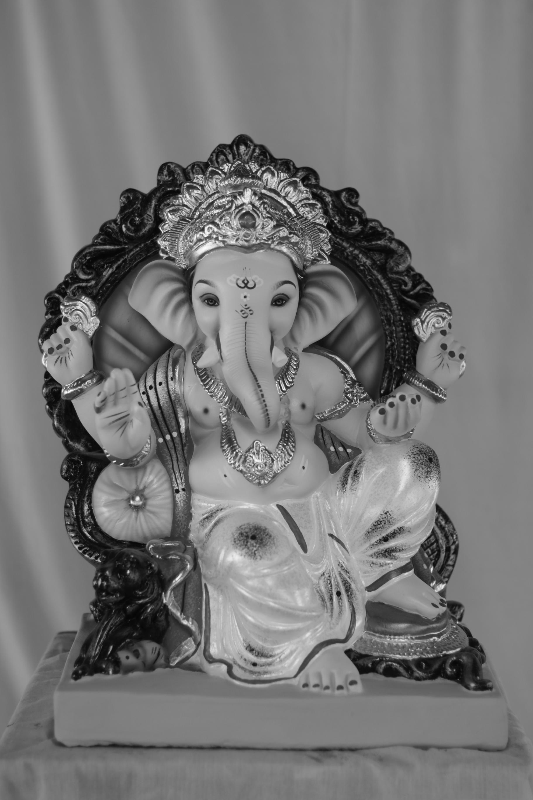 Vaadya Furniture Ganpati | Eco Friendly Shadu Mati Ganpati | 18 Inches Height | MSKK-0033-SHA-18-VAADY-PSKK-DNOA-VXX
