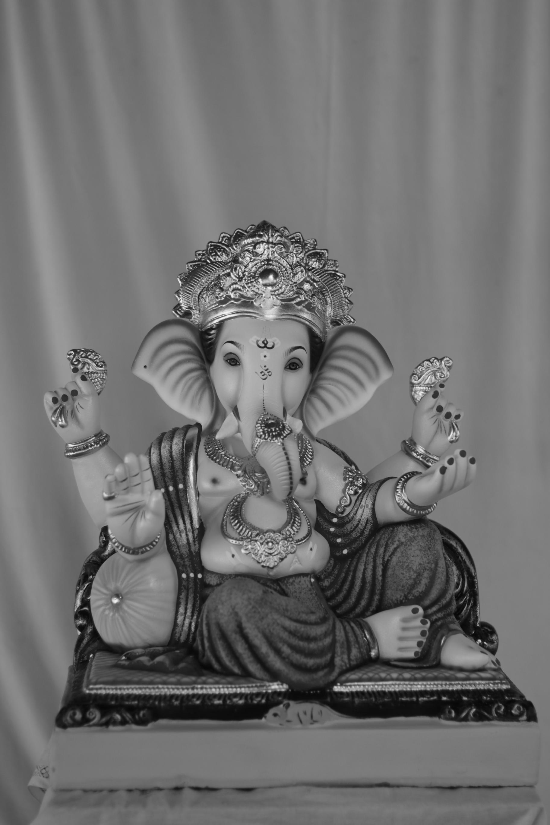 K K Peshwa Ganpati | Eco Friendly Shadu Mati Ganpati | 18 Inches Height | MSKK-0048-SHA-18-KKPES-PSKK-DNOA-VXX