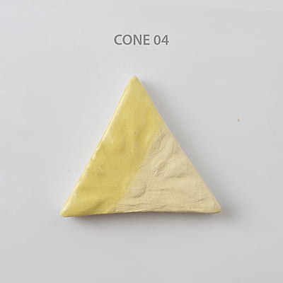 Sara Opaque Underglaze Lemon Yellow OUG18 Sara Opaque Underglaze Lemon Yellow OUG18