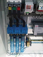 561132