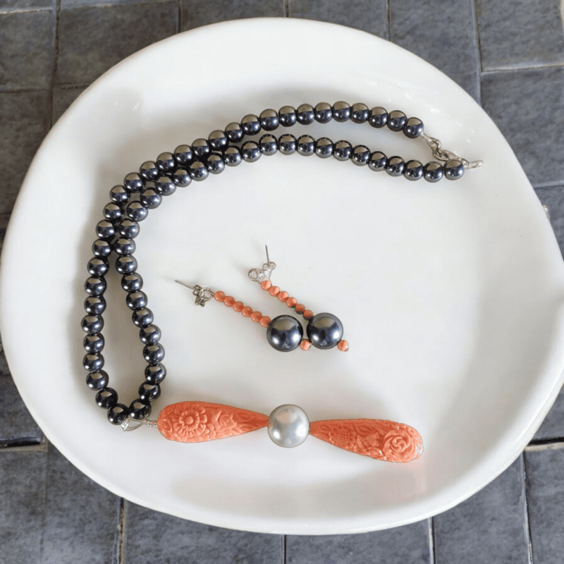 BUSOLA NECKLACE AND EARRINGS