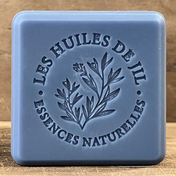 Savon pour les enfants à la Myrtille et au karité Savon pour les enfants à la Myrtille et au karité