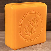 Savon hydratant au Karité et huile essentielle de Mandarine Savon hydratant au Karité et huile essentielle de Mandarine