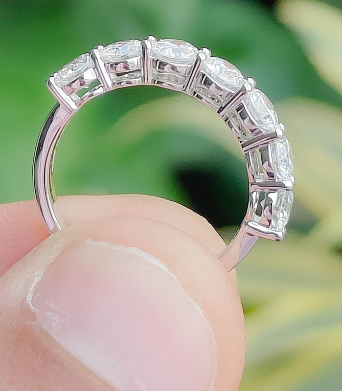 Seven diamond band