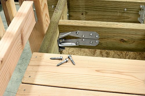 Simpson Strong-Tie Deck Tension Tie Simpson Strong-Tie Deck Tension Tie