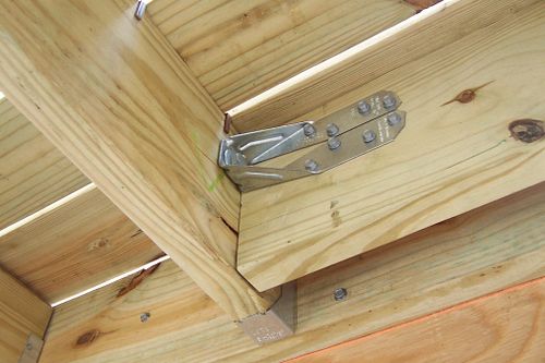 Simpson Strong-Tie Deck Tension Tie Simpson Strong-Tie Deck Tension Tie