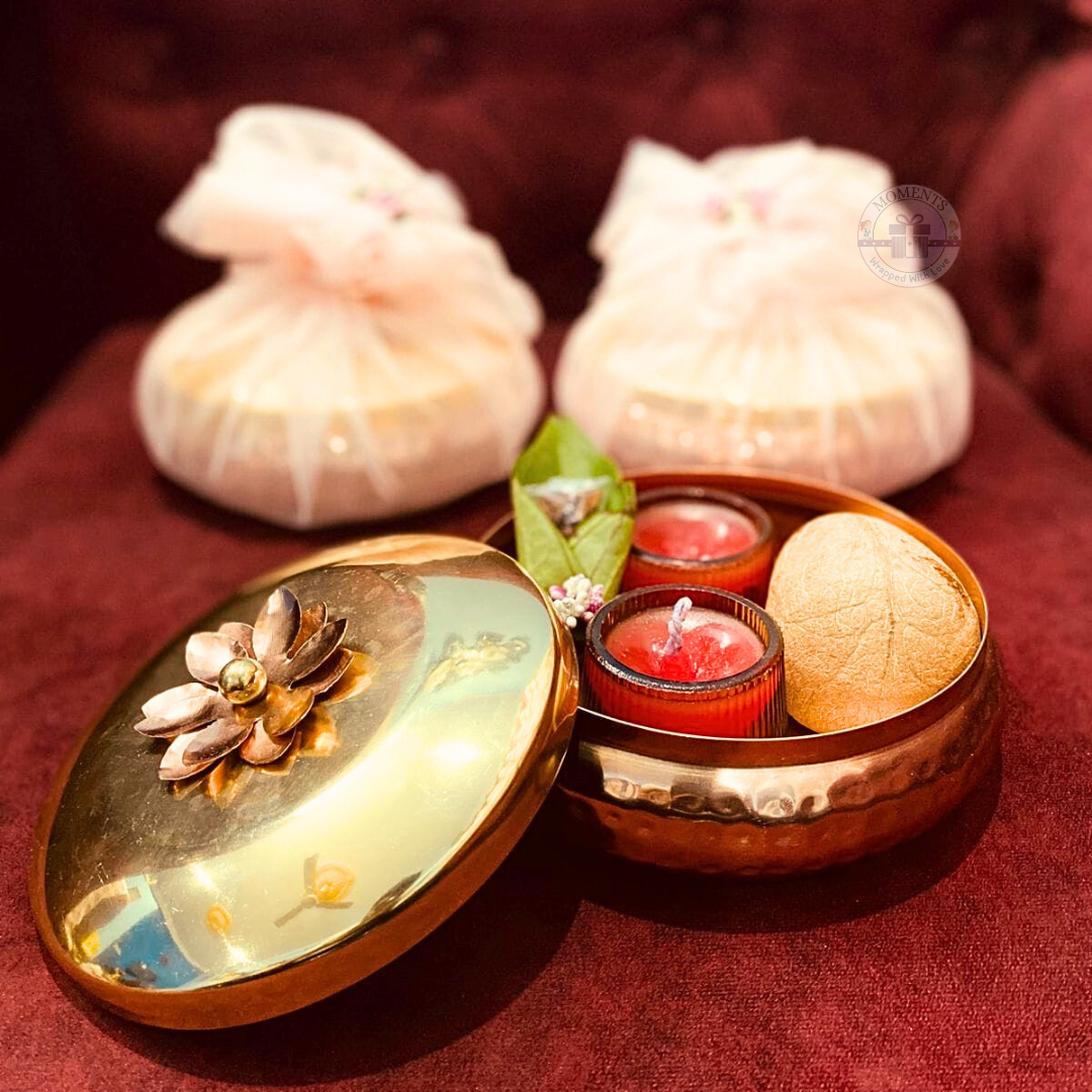 Heritage Gold Jars