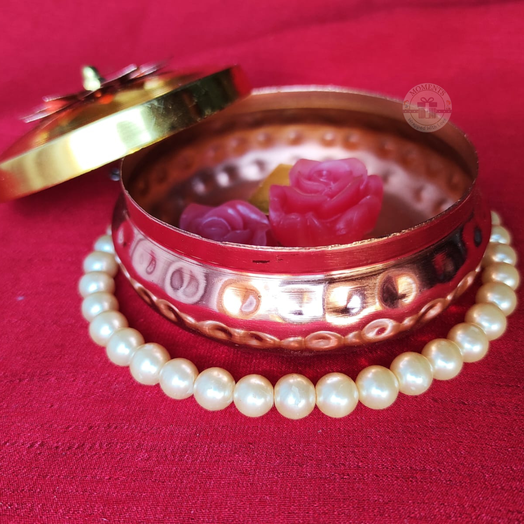 Heritage Gold Jars