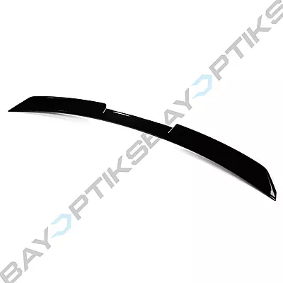 V Style Gloss Black High-Kick Trunk Spoiler – For 2024–2025 BMW G60 530i / 540i / i5 (M Sport)