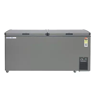 Front view of the white Voltas 421 Litres freezer, highlighting its sleek sunken handle.