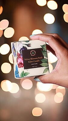 Velvet Blossom Body Glow Candle Velvet Blossom Body Glow Candle