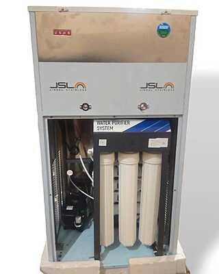 The internal stainless steel storage tank of the Power Jal 50 LPH commercial purifier. The internal stainless steel storage tank of the Power Jal 50 LPH commercial purifier.