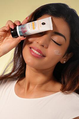 Cream Gel SPF 50 PA++++ Sunscreen Lotion 50ml